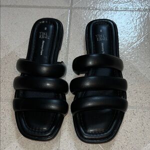 Time and Tru Women's Black Triple Strap Sandals